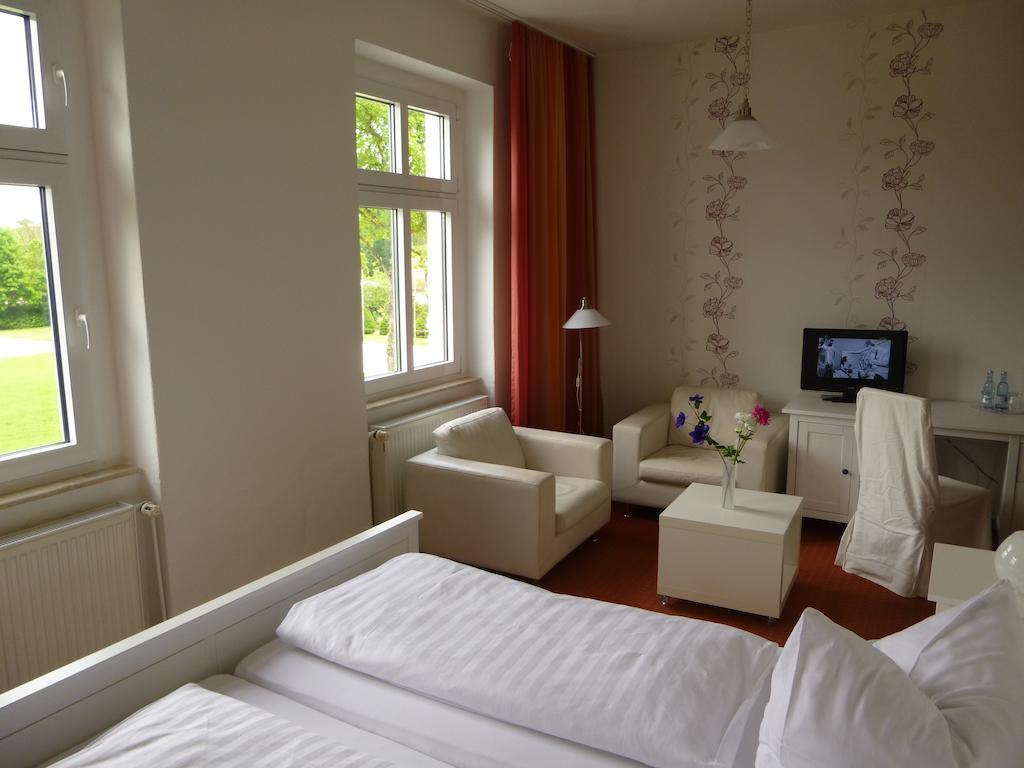 Hotel Adler Greifswald Ngoại thất bức ảnh